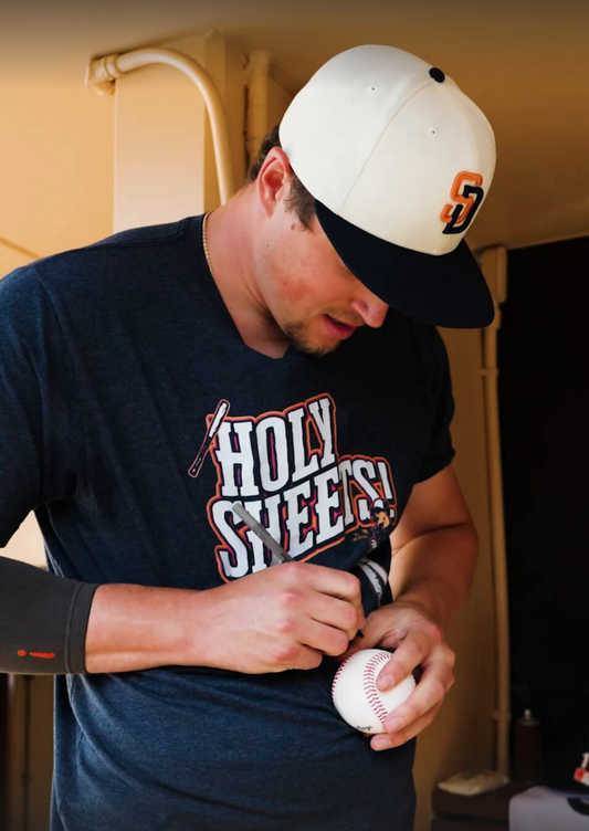 2621736 - Gavin Sheets: Holy Sheets Bat Toss