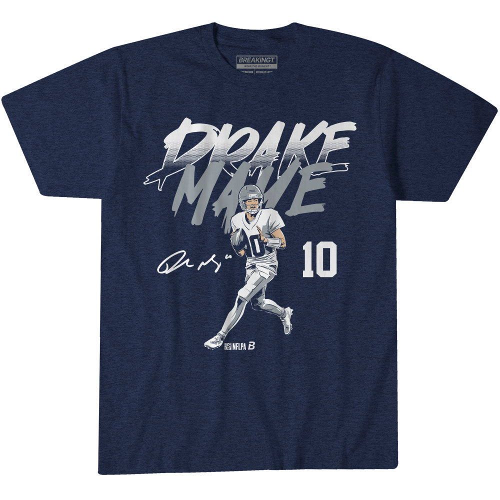 2623104 - Drake Maye: Name & Number Pose