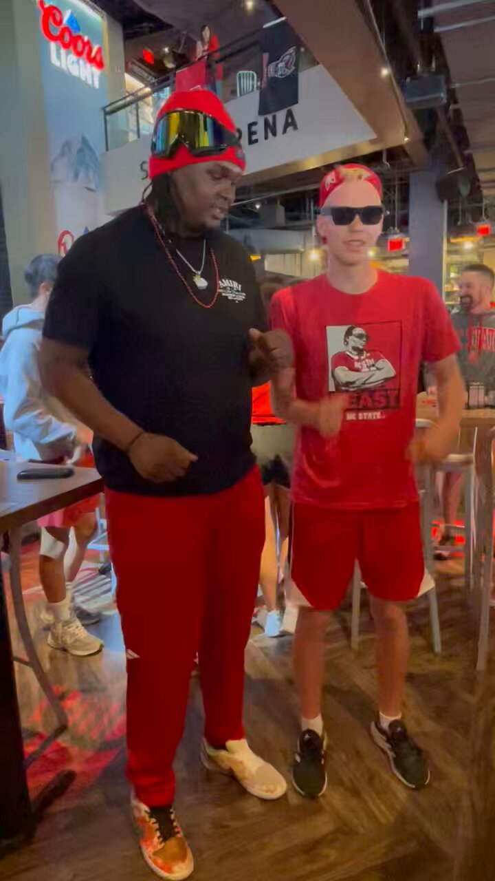 BreakingT