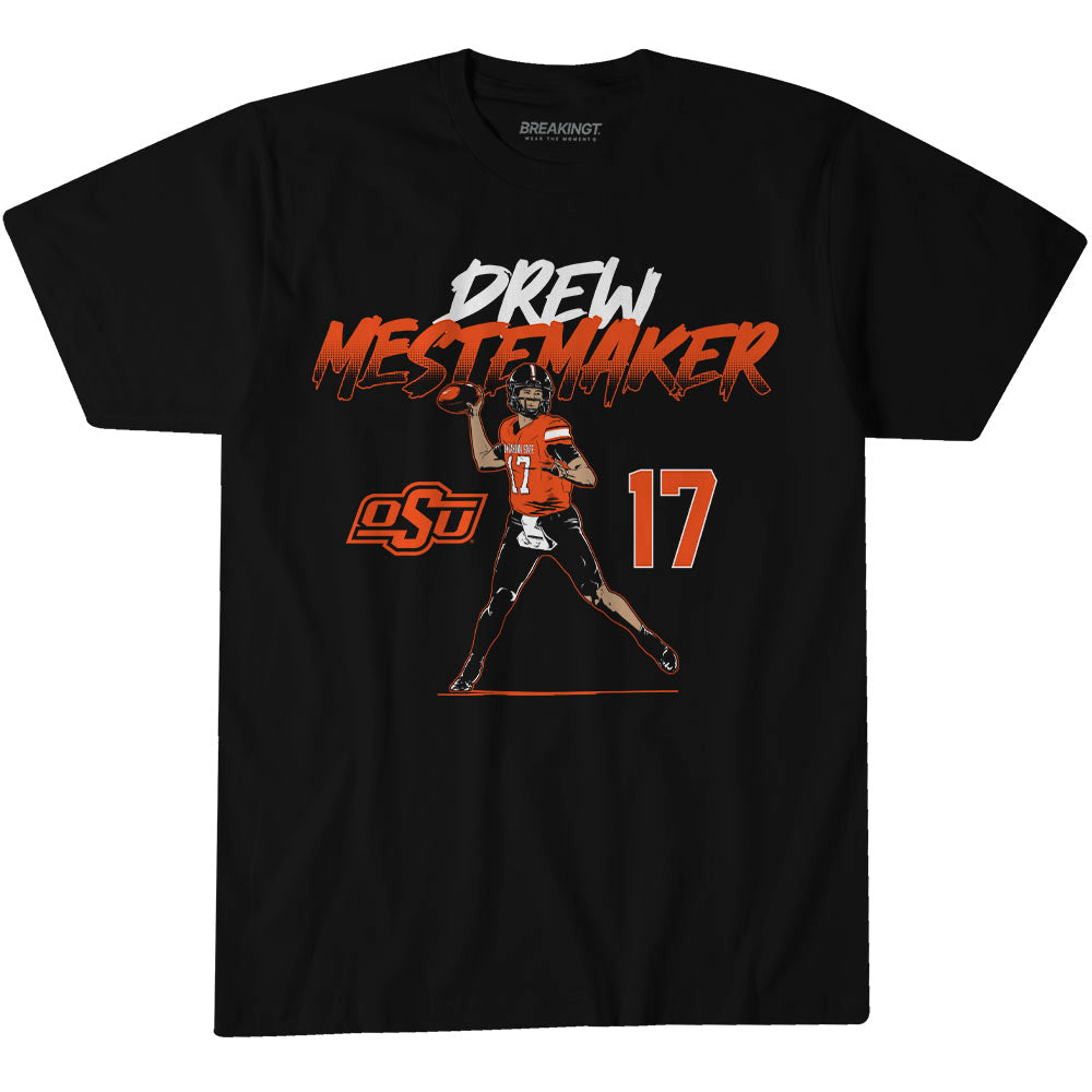 2622067 - Oklahoma State Football: Drew Mestemaker Name Number Pose