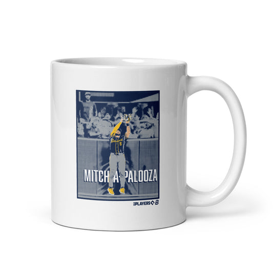 Garrett Mitchell: Home Run Robbery Mug (11 oz)