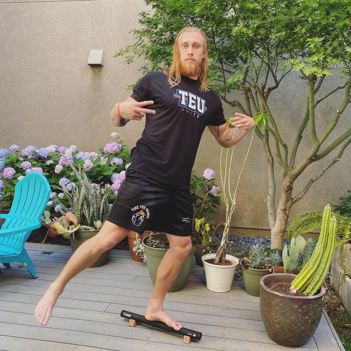 Tight End University T-Shirt | San Francisco Pro Football