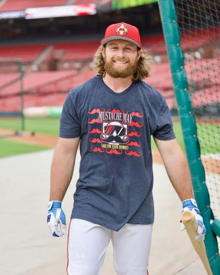 Professional athlete wearing a BreakingT shirt